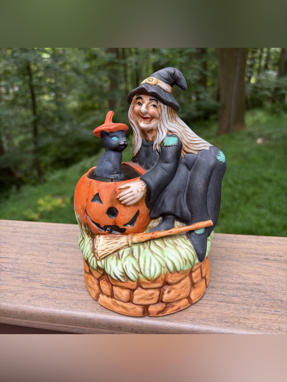 Vintage Ceramic Halloween Witch Jack-O-Lantern Black Cat Music Box Working